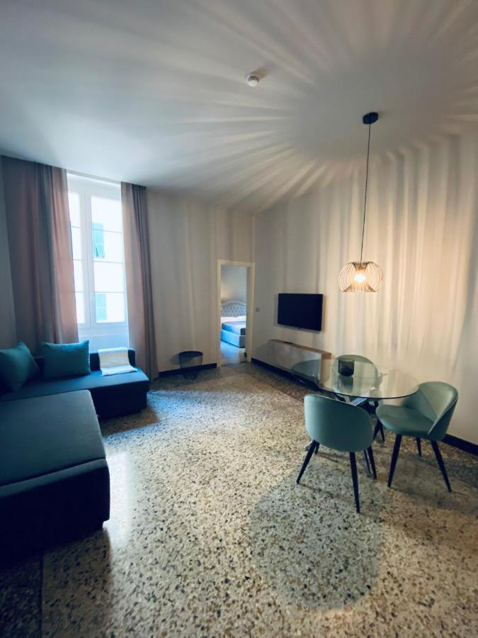 Hnn Luxury Apartments Genoa Luaran gambar