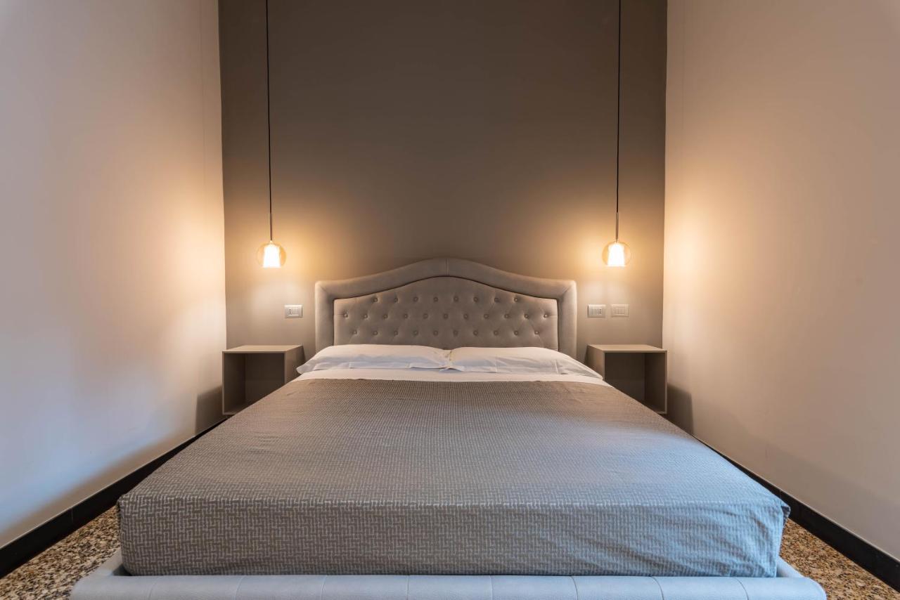 Hnn Luxury Apartments Genoa Luaran gambar